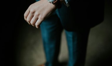 The Psychology of Fashion: Understanding Consumer Behavior