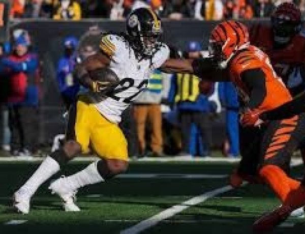 Steelers’ Najee Harris blames Sunday’s absence on tight end’s girlfriend