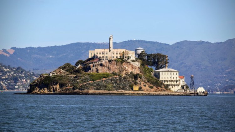 Alcatraz Island Shuts Gates: Iconic 'Rock' Ceases Tourist Access for Several Weeks