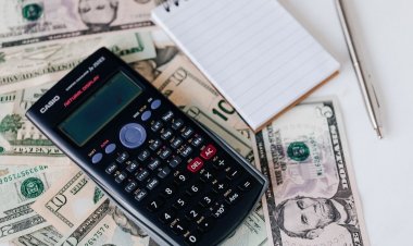 Holiday Debt Warning: More Alabamians Facing ‘Unmanageable’ Financial Strain