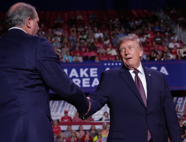 Trump Rallies Mobile GOP: Urges Supporters to 'Vote Like I’m on the Ballot' for Rhett Marques