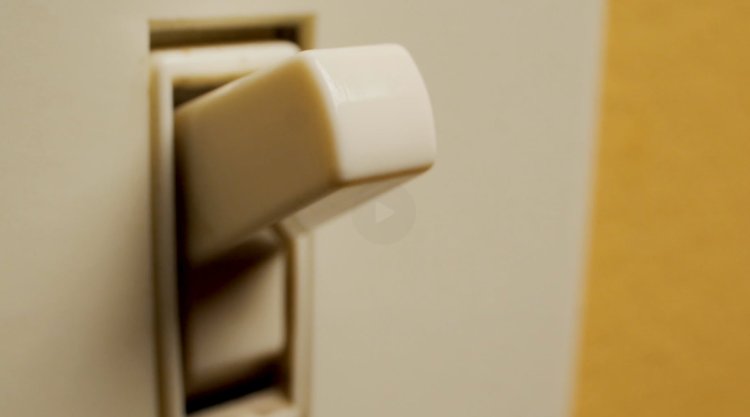 HomeGoods Recalls Thousands of Floor Lamps Following Fire and Shock Reports